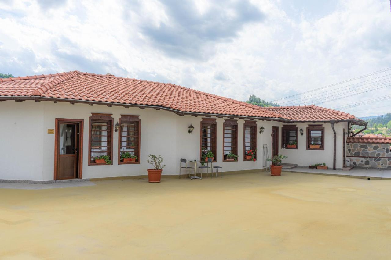 Spa Complex Aleksandar ซลาโตกราด ภายนอก รูปภาพ
