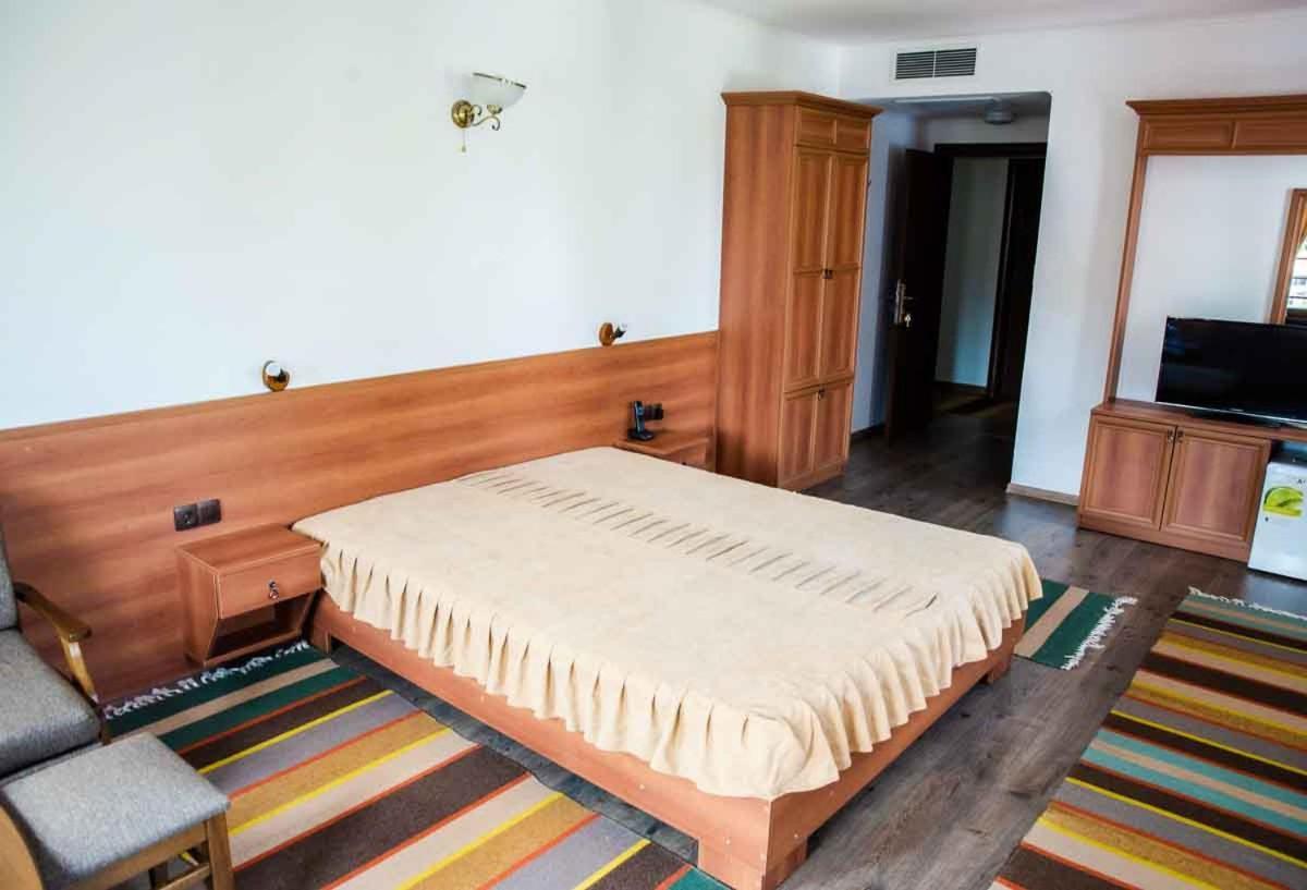 Spa Complex Aleksandar ซลาโตกราด ภายนอก รูปภาพ